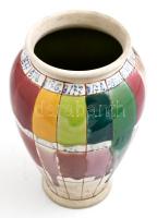 Jelzett (Cs.F.) váza máz mintákkal, apró kopásnyomokkal, m: 06 cm