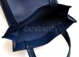 MALÉV műbőr táska, 38×26 cm