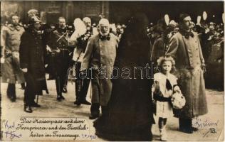 1916 Das Kaiserpaar mit dem Kronprinzen und den Fürstlichkeiten im Trauerzuge (Vienna) / Charles I of Austria, Zita, Otto, Wilhelm II, Kronprinz Wilhelm, Ferdinand of Bulgaria, Leopold of Bavaria at the funeral of Franz Joseph in Wien (EK)