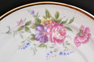 Hollóházi virág mintás tálca és tojás bonbonier, matricás, jelzett, apró kopásnyomokkal, 40×31 cm, 1...