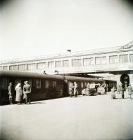 cca 1942 Thöresz Dezső (1902-1963) békéscsabai gyógyszerész és fotóművész szolgálatot teljesített eg...