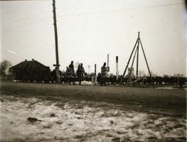 cca 1942 Thöresz Dezső (1902-1963) békéscsabai gyógyszerész és fotóművész szolgálatot teljesített eg...