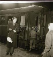 Vasút, különféle időpontokban és különféle helyszíneken készült felvételek, 13 db vintage negatív, 2...