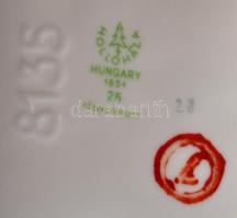 Hollóházi népviseletbe öltözött lány, kézzel festett, jelzett, apró kopásnyomokkal,  m:28 cm