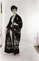 cca 1970 Itt repül a kismadár, szolidan erotikus felvételek, 13 db vintage negatív + 2 db mai nagyít...