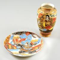 Jelzett kínai tálka (apró csorbákkal) és kis váza, kézzel festett, jelzett, m: 12,5 cm, d:14 cm
