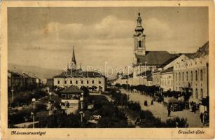 Máramarossziget, Sighetu Marmatiei; Erzsébet fő tér, teherautó / main square, shops, truck (fl)