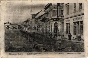 Szászrégen, Reghin; Hauptplatz / Fő tér, Fränkel A., Ellek Gyula üzlete / main square, shops (EB)