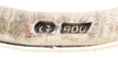 Ezüst(Ag) gránát kövekkel díszített gyűrű, jelzett, méret: 53, bruttó: 2,2 g