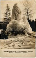 Tátraszéplak, Weszterheim, Tatranská Polianka (Tátra, Magas Tátra, Vysoké Tatry); Vodomet / Springbrunnen / Szőkőkút / ice fountain. photo (EK)