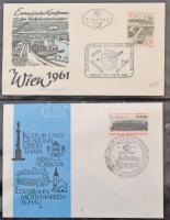 Kb. 144 db MODERN vasúti levelezőlap bélyegzésekkel, vonatok. 3 albumban / Cca. 144 modern railway p...