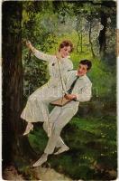 30 db régi motívumlap vegyesen: hölgyek, művészlapok, folklór, üdvözlőlapok, szerelmespárok, stb. ve...