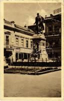 Komárom, Komárnó; Városháza, Klapka szobor / town hall, statue 1938 Komárom visszatért So. Stpl (EK)