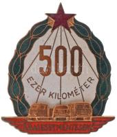 ~1970-1980. "500 ezer km balesetmentesen" zománcozott fém autójelvény (59x69mm) T:2