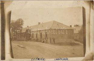 Szőgyén, Magyarszőgyén, Madarsky Seldín, Svodín; Iparoskör háza, homlokzat építés alatt, kerékpáros férfi / House of Craftsmen Association, facade under construction, man with bicycle. photo (fl)