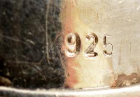 Ezüst(Ag) gyűrű borostyánnal, jelzett, méret: 60, bruttó: 7,3 g