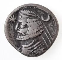 Párthus Birodalom / II. Oródész Kr. e. 57-38. Drachma (3,58g) Ag T:2,2- Parthian Empire / Orodes II 57-38. BC. Drachm Ag (3,58g) C:XF,VF