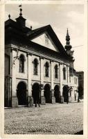 Késmárk, Kezmarok; Kaszinó és étterem, L. Pospisil üzlete / Reduta / casino and restaurant, redoute, shop. Foto Tizian, photo