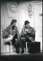 cca 1990 Farkas Tamás (1925-2014): 5db színészfotó, közte Máthé Erzsi, Gálvölgyi János és mások, a h...