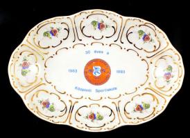 Gyarmati Dezső (1927-2013) olimpiai bajnok vízilabdázó részére készített egyedi porcelántál. Hódmező...