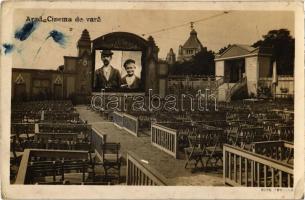 1926 Arad, Cinema da vara / Nyári mozi, szabadtéri vetítés, a vásznon Zoro és Huru / summer cinema, outdoor screening with Ole & Axel (Long & Short). photo (EK)