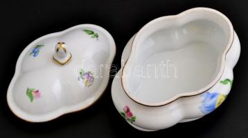 Herendi virágmintás porcelán bonbonier, kézzel festett, jelzett, kis kopásnyomokkal, 12×8×9 cm
