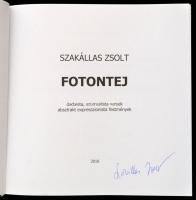 Szakállas Zsolt: Fotontej. Dadaista, szürrealista versek, absztrakt expresszionista festmények. Emőd...