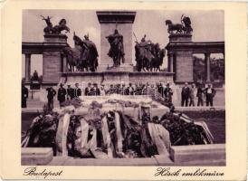 Budapest XIV. Hősök emlékműve, Hősök tere, koszorúk (EK)