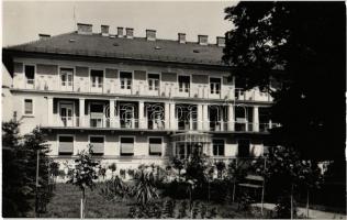 1932 Marosvásárhely, Targu Mures; Sanatoriul / Szanatórium. Révész Ernő kiadása / sanatorium (ragasztónyom / glue marks)