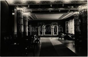 1932 Marosvásárhely, Targu Mures; Társalgó és tükörterem a Közművelődési házban. Kiadja Révész Ernő / lounge, parlour, public education center, interior (ragasztónyom / glue marks)