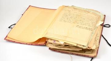cca 1700-1945 Gazdag okmány gyűjtemény a Csergheö család okmányaival, benne sok kiemelkedő irattal: ...