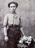 cca 1875-1920 125 db vegyes méretű kemányhátú fotó: vizitkártya, kabinetfotó, nagyrészt magyar fényk...