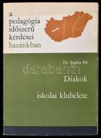 Dr. Sántha Pál: Diákok iskolai klubélete. Pedagógia Időszerű kérdései. Bp.,1978, Tankönyvkiadó. Kiadói papírkötés. A szerző által dedikált.