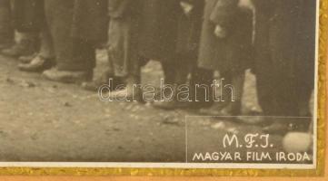 1939 A beregszászi bevonulás díszünnepéllyel, elől Szalkai Ferenc ludovikás százados, MFI fotó korab...