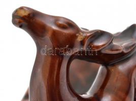 Szarvasos névjegykártyatartó, mázas kerámia, jelzés nélkül, karcolásokkal, 14×17, m:14 cm