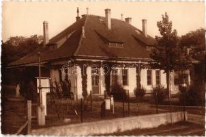 Gödöllő, M. kir. burgonyatermelési telep. Krummer Géza photo