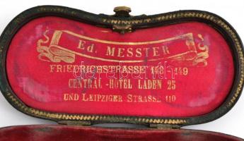 Antik Liefils Paris színházi látcső, gyöngyház berakással, sérült tokkal, 10x5,5 cm/
Antique Lefils...