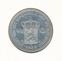 Hollandia 1929. 1/2G Ag "I. Vilma" T:2
Netherlands 1929. 1/2 Gulden Ag "Wilhelmina I...