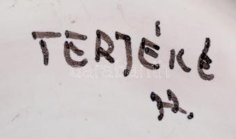 Virágmintás kerámia fali tányér, 3 db, jelzett, kis kopásnyomokkal, d: 15 és 20 cm