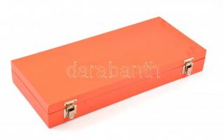 Ezüst (Ag.) monogramos (FM) evőeszköz készlet (30 db), jelzett, eredeti foltos dobozában, nettó:1019...