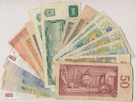 Vegyes 28db-os bankjegy tétel, köztük Csehszlovákia, Jugoszlávia, Horvátország, Szerbia, Szlovénia T...