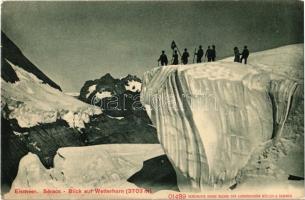 Eismeer, Séracs, Blick auf Wetterhorn / mountain climbers in winter