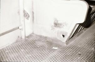 1989. február 18. Bombarobbanás után egy metrókocsi belseje, helyszínelő felvételek, 19 db szabadon ...