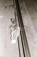 1989. február 18. Bombarobbanás után egy metrókocsi belseje, helyszínelő felvételek, 19 db szabadon ...