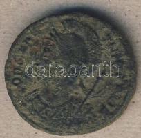 Római Császárság Constantinopolis I.Constantinus ideje alatt (306-337) Nummi T:3/3-