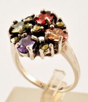 Ezüst(Ag) színes kövekkel díszített gyűrű, jelzett, méret: 53, bruttó: 4,7 g