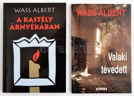 Wass Albert 2 műve:   Valaki tévedett. Elbeszélések 1945-1950. Pomáz,2000,Kráter.    A kastély árnyékában. Wass Albert életmű-sorozat. Marosvásárhely, én., Mentor. Kiadói papírkötés.