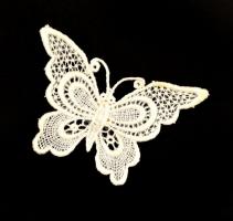 Brüsszeli csipke pillangó kitűző, 4×6 cm