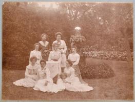 cca 1900 Norvégia, Bergen 46 db nagyméretű. látványos fényképet tartalmazó félbőr album. Benne város...