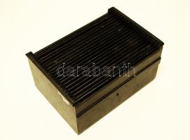 cca 1890 20 db 6x6 cm-es üveg pozitív tokban: főként mozgalmas városképek